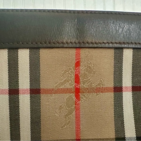 Burberry Knight Nova Check Canvas Leather Shopper Zip Tote Bag - Picture 5 of 13